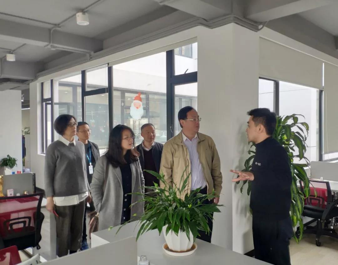 上海市經(jīng)信委何勇處長帶隊考察星谷云，政府、協(xié)會、企業(yè)三方互動，賦能中國B2B企業(yè)跨境轉型升級