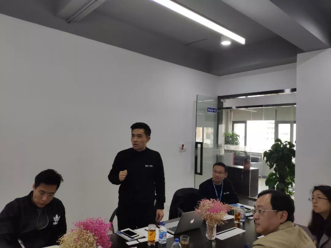 上海市經(jīng)信委何勇處長帶隊考察星谷云，政府、協(xié)會、企業(yè)三方互動，賦能中國B2B企業(yè)跨境轉型升級